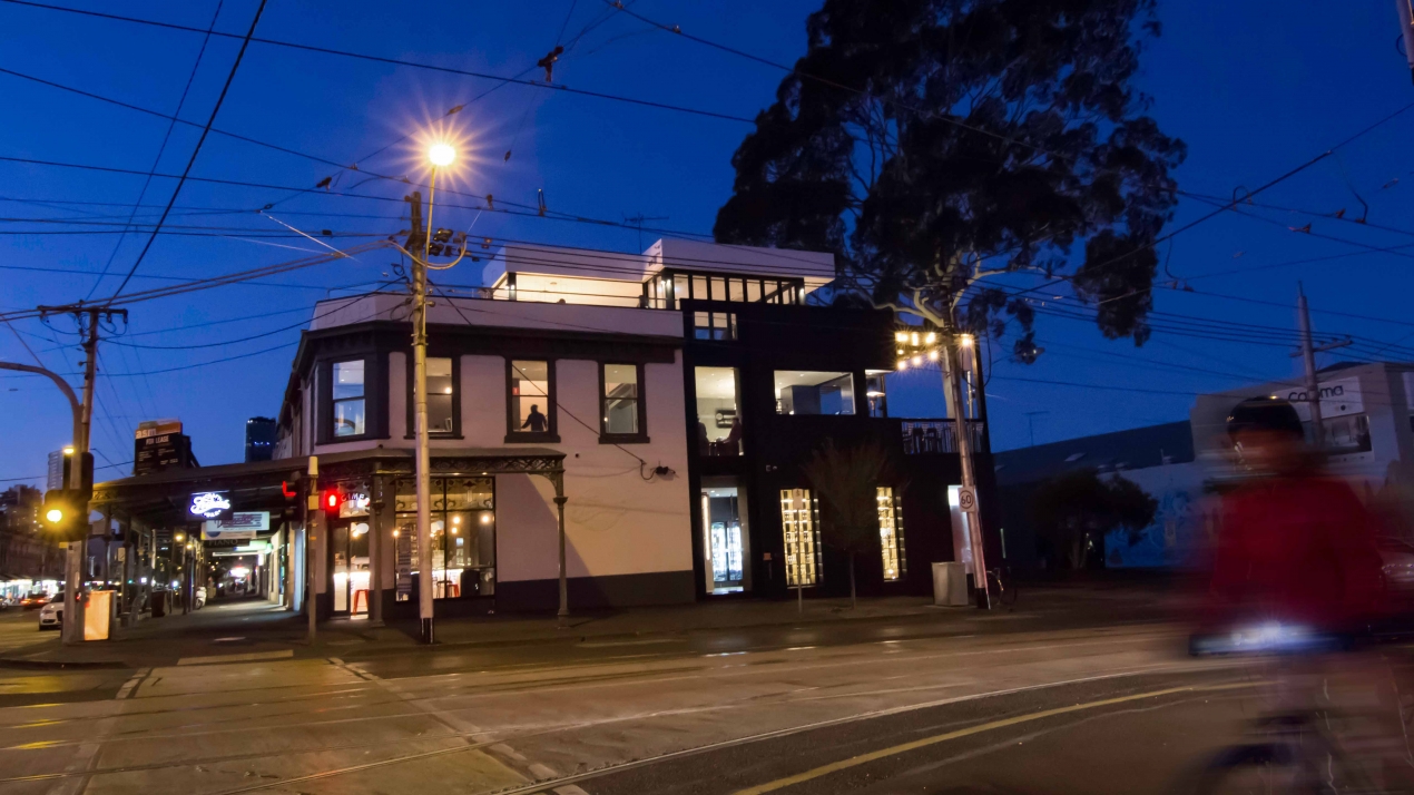 South Melbourne Fishers Bar H